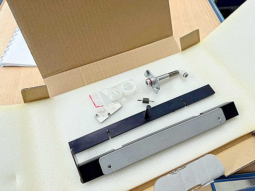 Pick-And-Place Machine Mechatronika M10V - Thumbnail 4