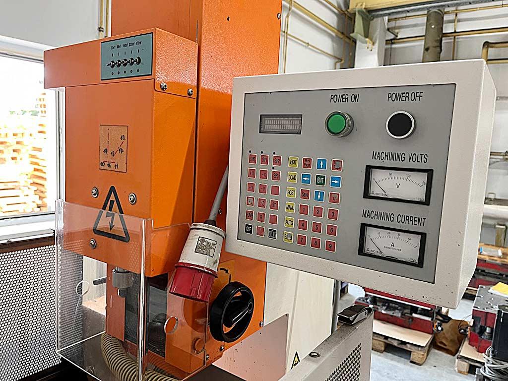 Start Hole EDM Machine Agie Charmilles Drill 11 - Thumbnail 5
