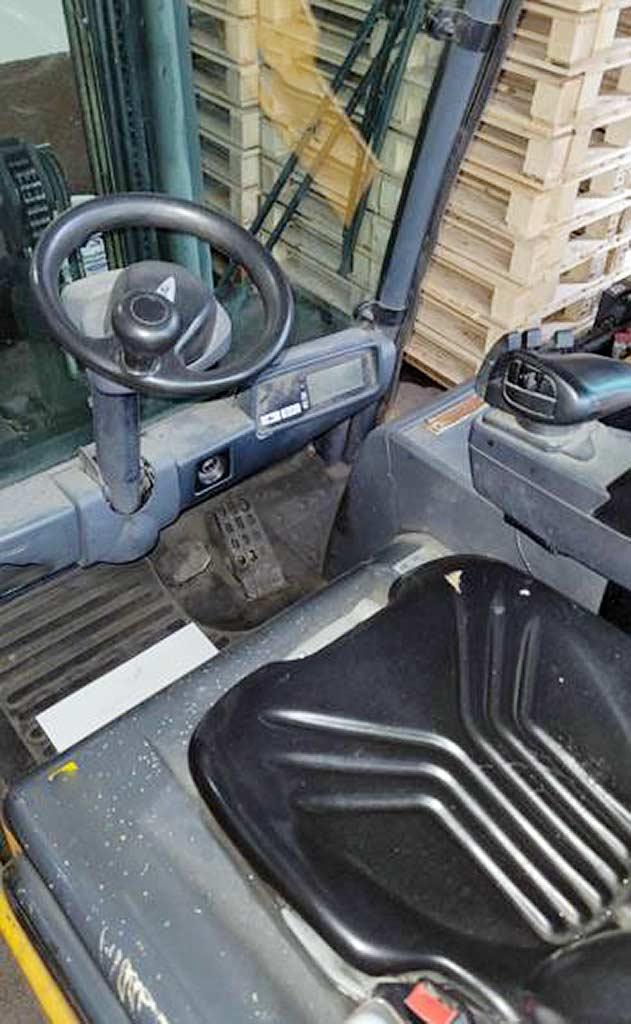 Fork Lift Jungheinrich EFG 215/DFG 320s - Thumbnail 2