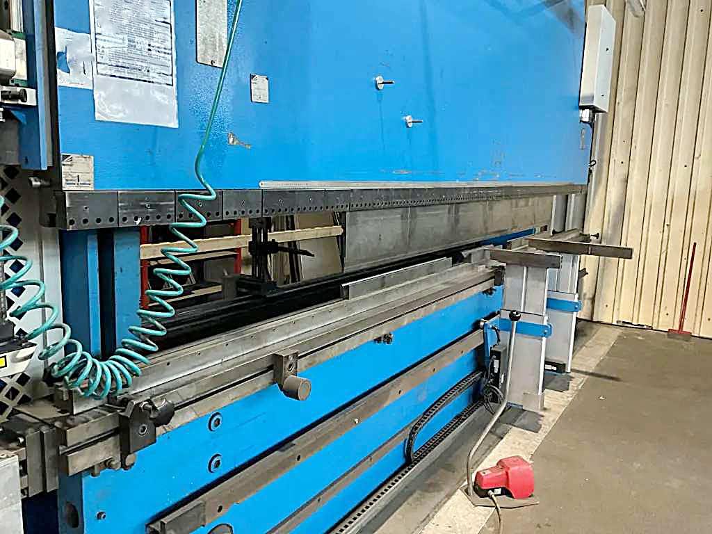 CNC Press Brake Darley EHP 200 - Thumbnail 2