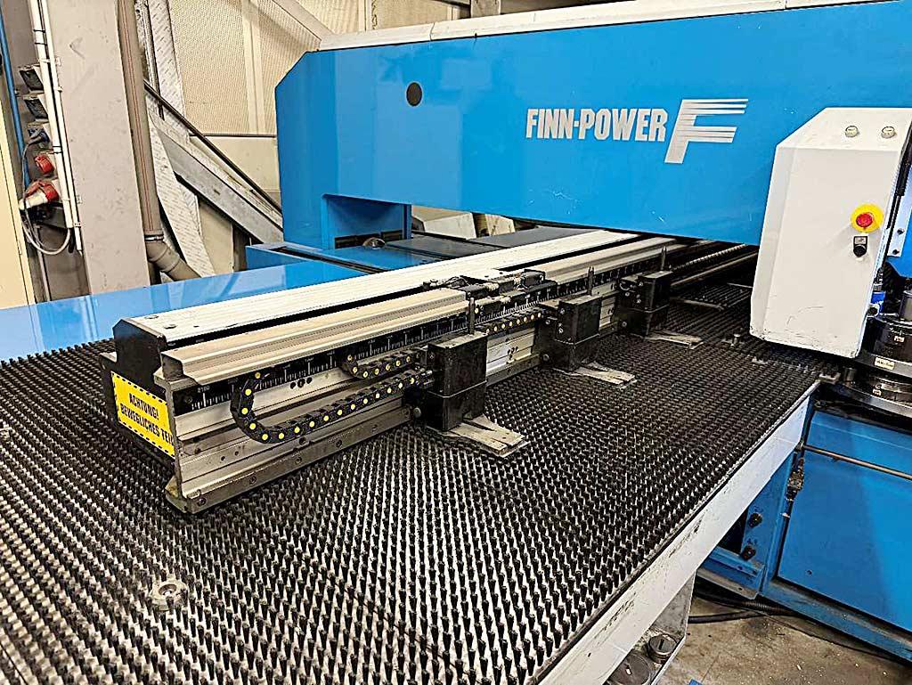 CNC Punching Machine Finn Power F6 - Thumbnail 2