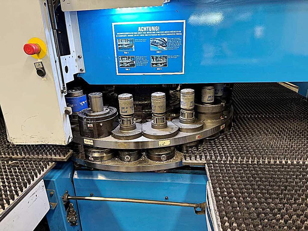 CNC Punching Machine Finn Power F6 - Thumbnail 3