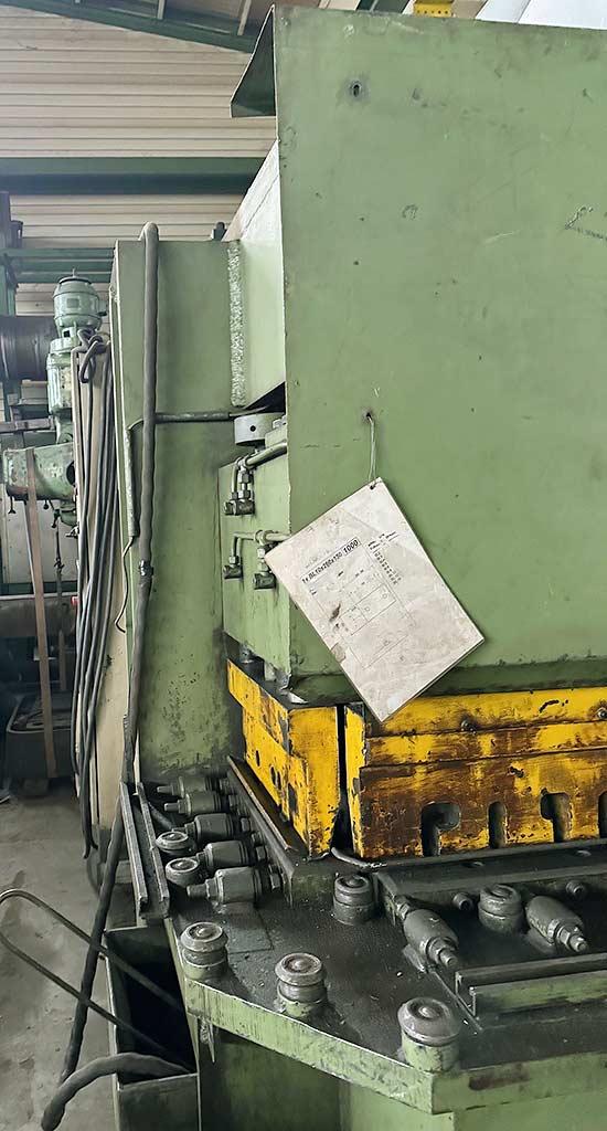 Hydraulic Shear - Image 1