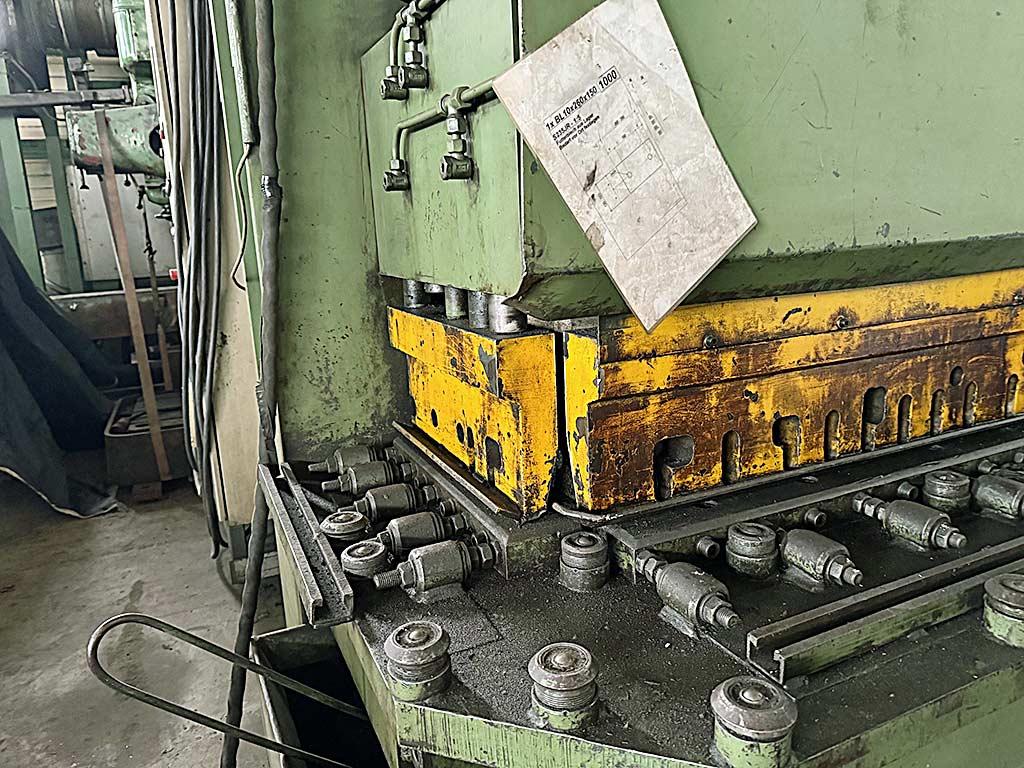 Hydraulic Shear - Thumbnail 5
