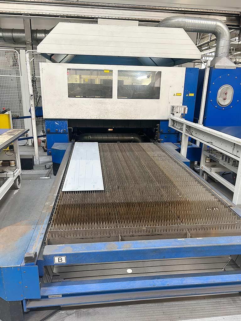 CNC Laser Cutting Machine Trumpf Trumatic L 3030 2000W - Image 1
