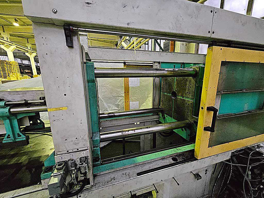 Injection Moulding Machine Arburg Allrounder 520 C 2000-675 - Thumbnail 2