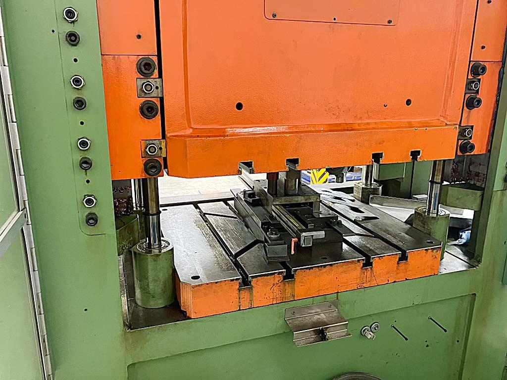 CNC Double Column Press Wanzke HPV 100 F - Thumbnail 5