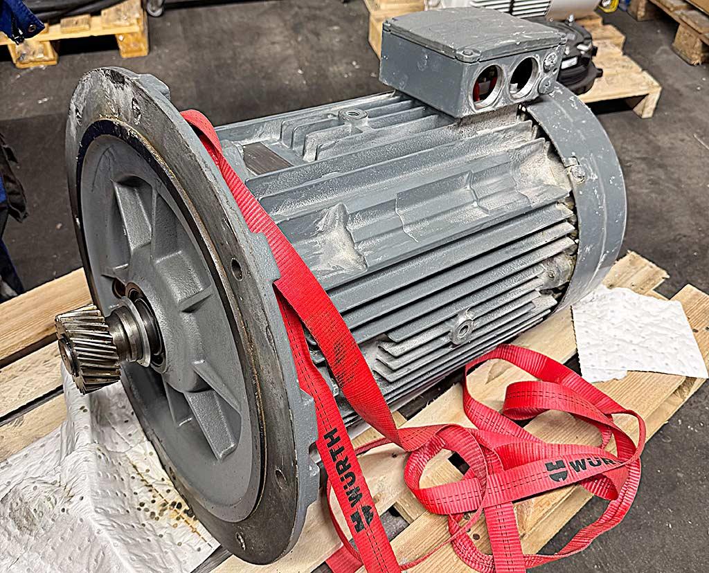 Motor Sew-eurodrive K157 DRS225S4 - Image 1