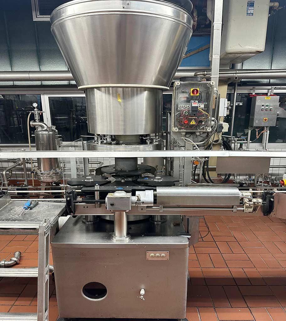 Filling, Labelling and Packing Plant Stork/silmo/robino & Galandrino/adelski VV-24/ST XII/Monoblocco Fenix 3/P2004 Longcap - Thumbnail 7