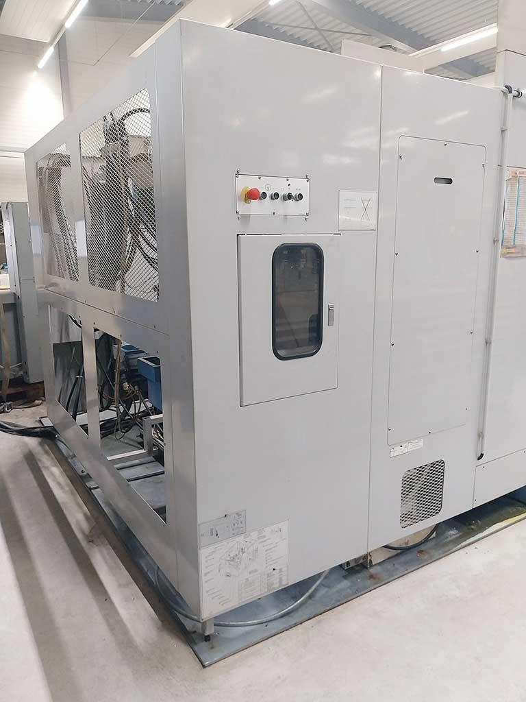 CNC Milling Machine Mazak VTC200-B-II - Thumbnail 2
