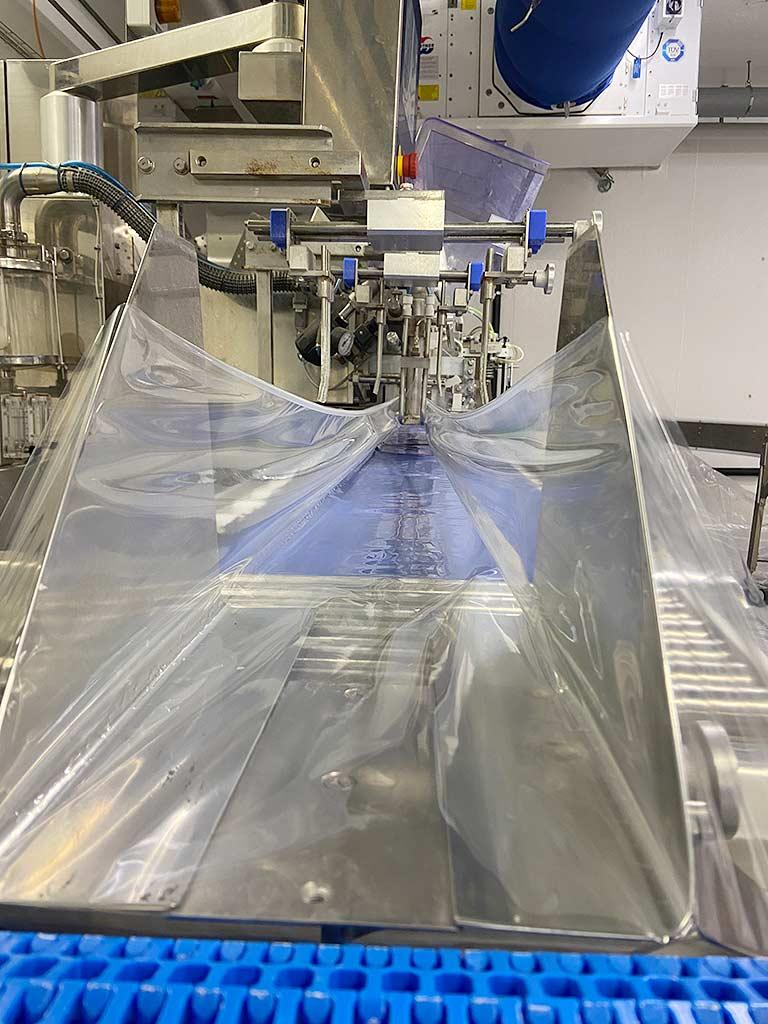 Bag Forming, Filling and Sealing Machine Fuji FW3710 BS/Ba7 - Thumbnail 3