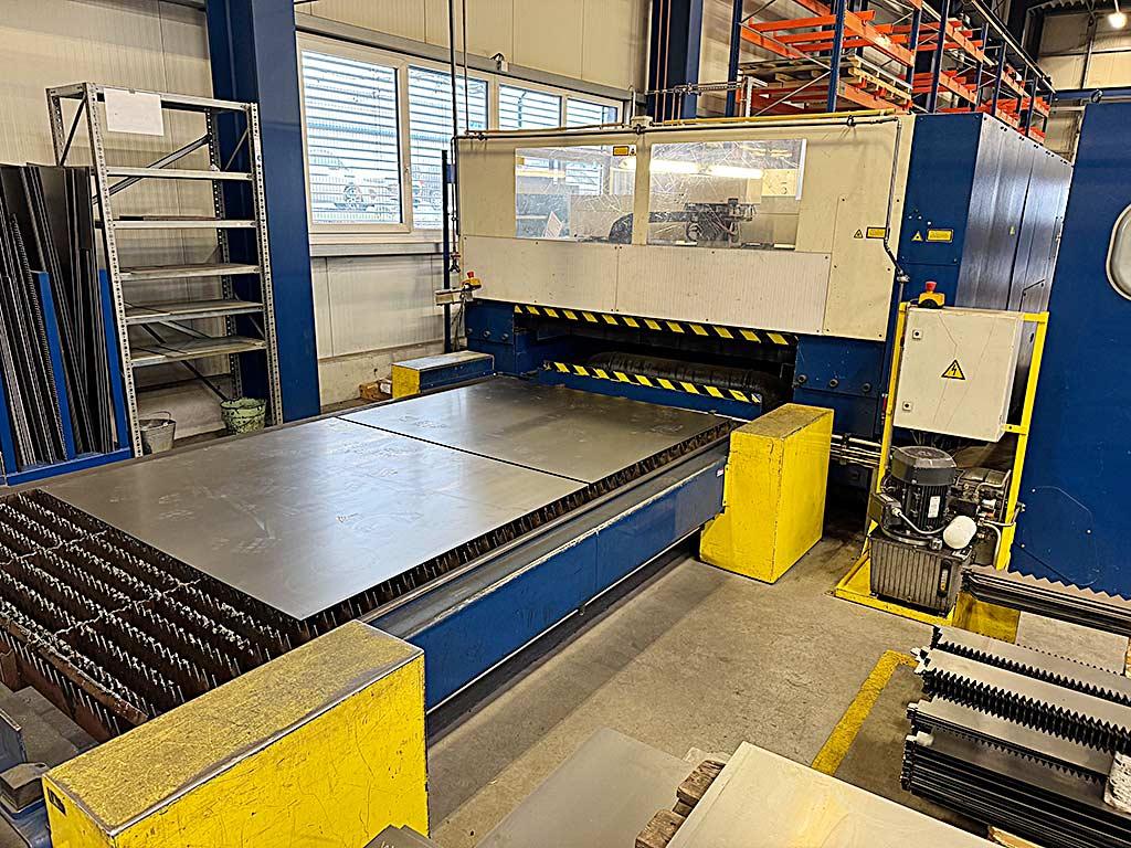 CNC Laser Cutting Machine Trumpf Trumatic L 3020 - Thumbnail 2