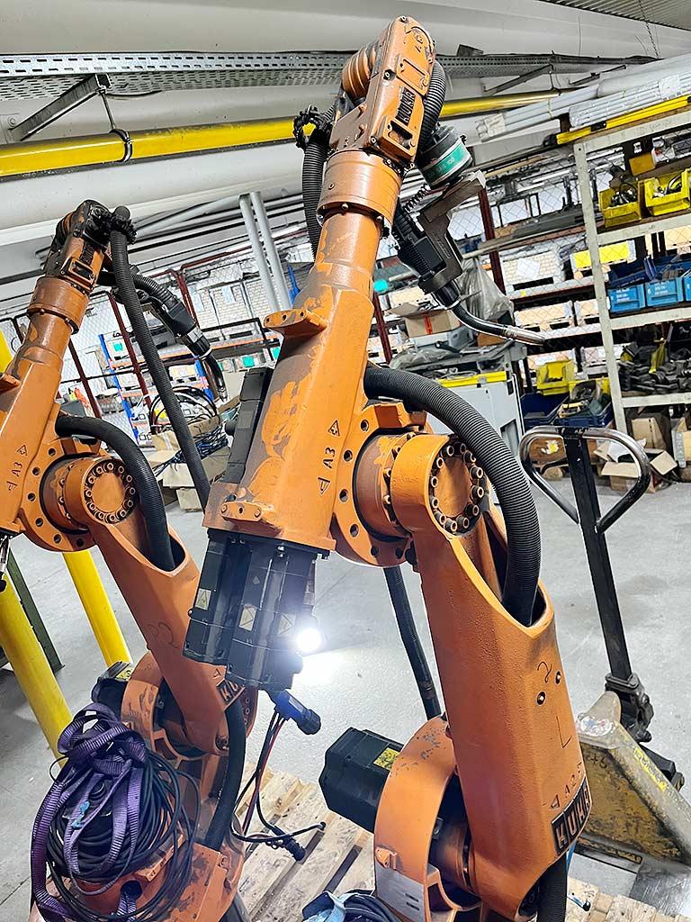 Industrial Robot Kuka Kuka KR 6/2 - Image 1