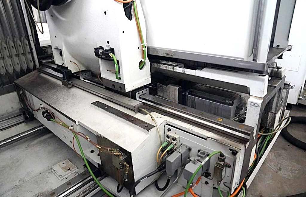 CNC Vertical Machining Center Chiron Mill 1250 - Thumbnail 7
