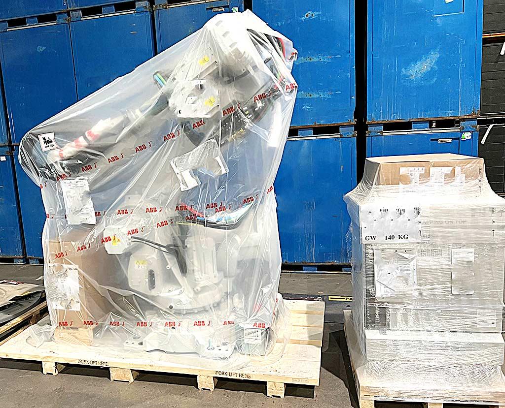 Industrial Robot Abb 6700/7600/4600 - Thumbnail 2