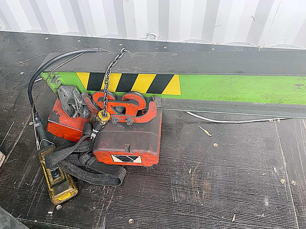 Column-Mounted Slewing Crane Vetter 250kg - Thumbnail 2