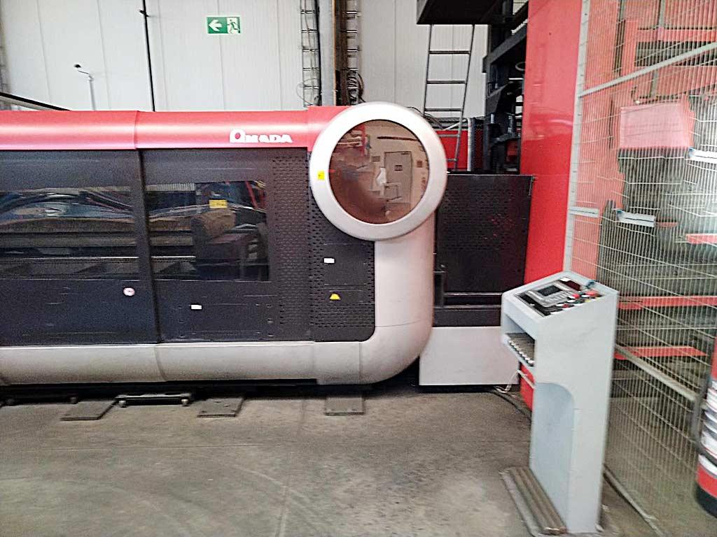 CNC Laser Cutting Machine Amada/lki LC 3015 F1NT/AS LUL-3015 - Thumbnail 2