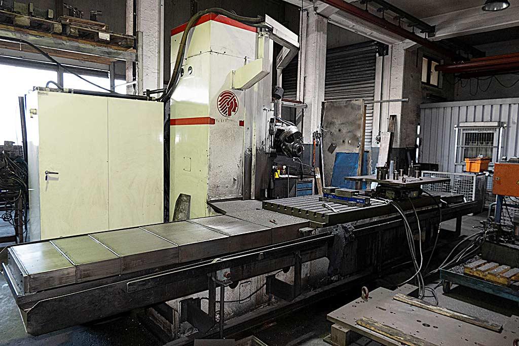 CNC Bed Milling Machine Huron X 61 - Image 1