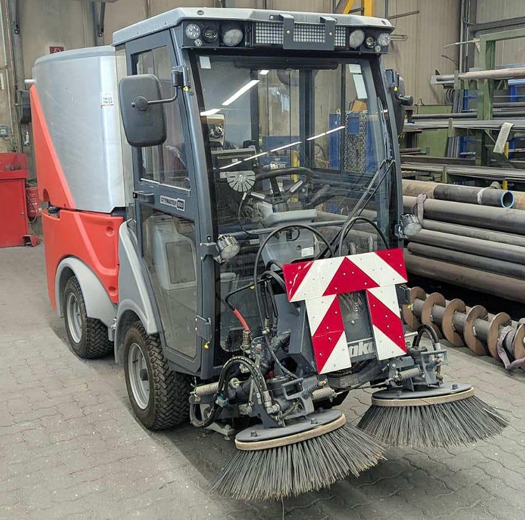 Sweeping & Scrubbing Machine Hako City Master 650 T2a - Image 1