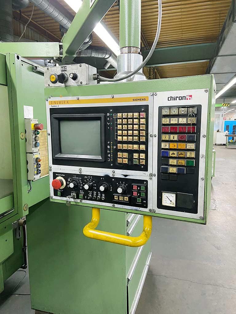 CNC Milling Machine Chiron FZ 22 L - Thumbnail 4