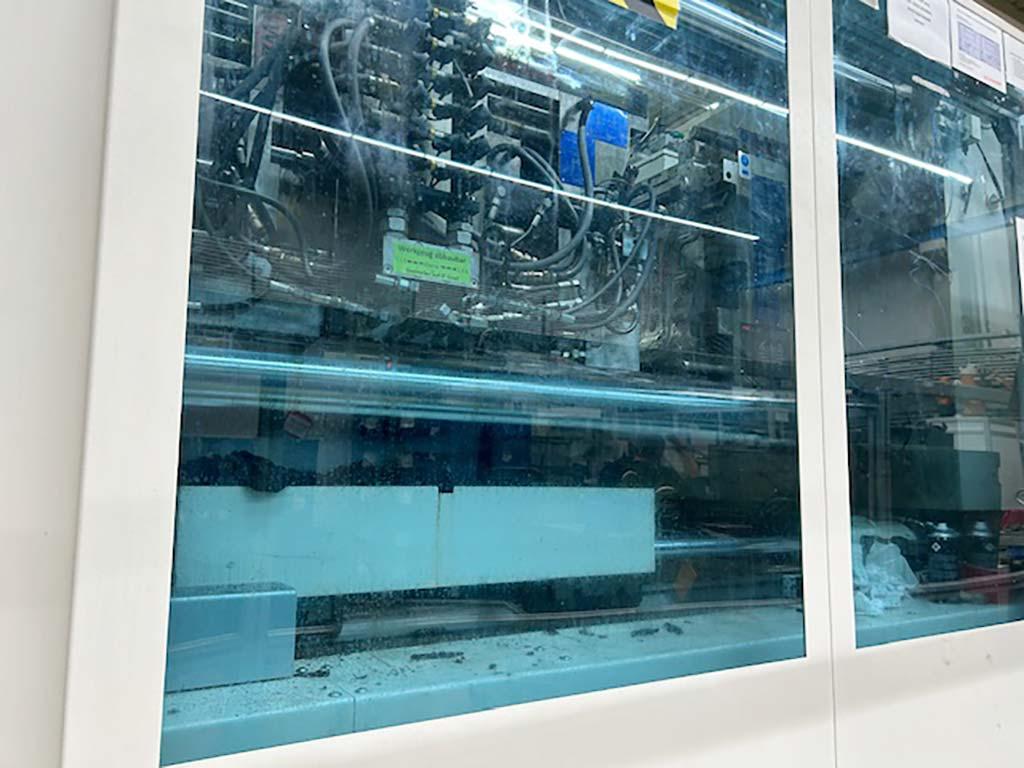 Injection Moulding Machine Krauss Maffei Multinject 420/6 2K 420-1400/750 CXW - Thumbnail 4