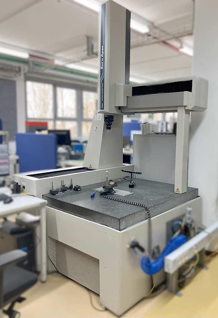 CNC Coordinate Measuring Machine Mitutoyo Euro-C Apex 776 - Image 1