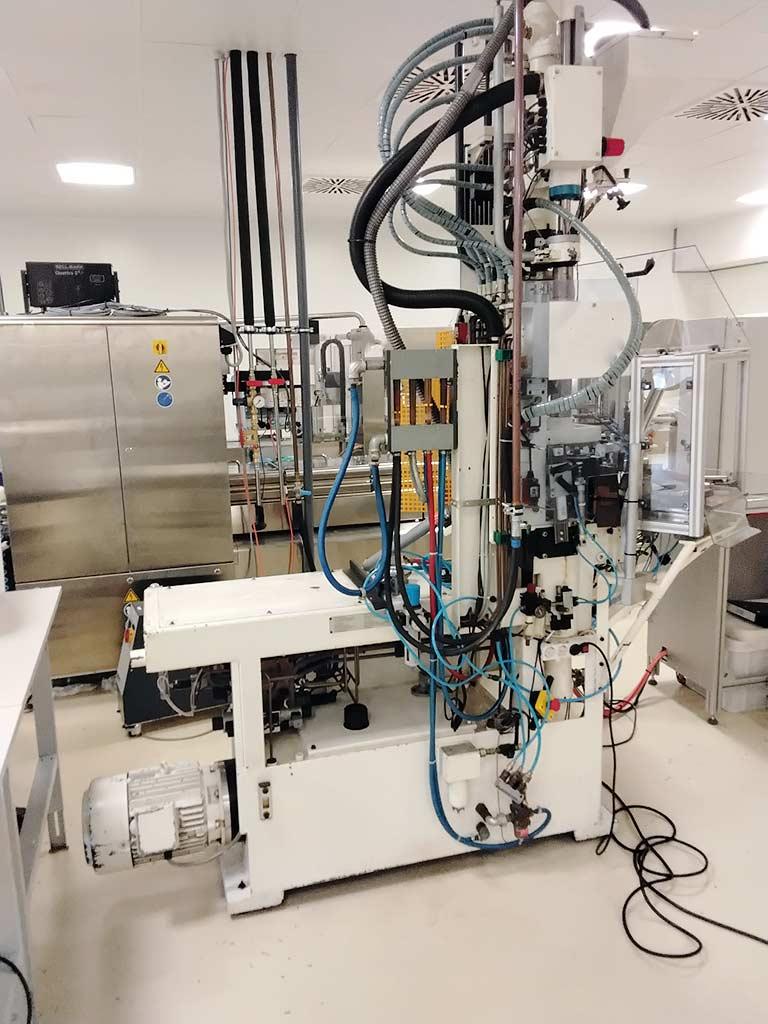Injection Moulding Machine Boy 22 SVV  dipronic - Thumbnail 2