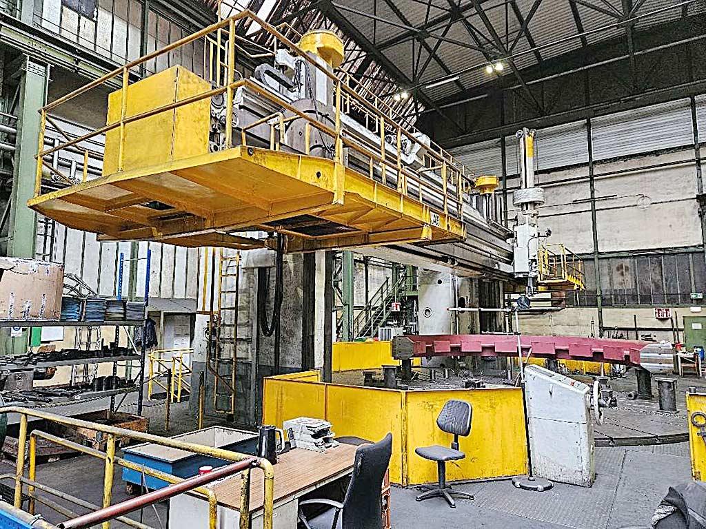 NC Turret Lathe Schiess 16K 1000 - Thumbnail 4
