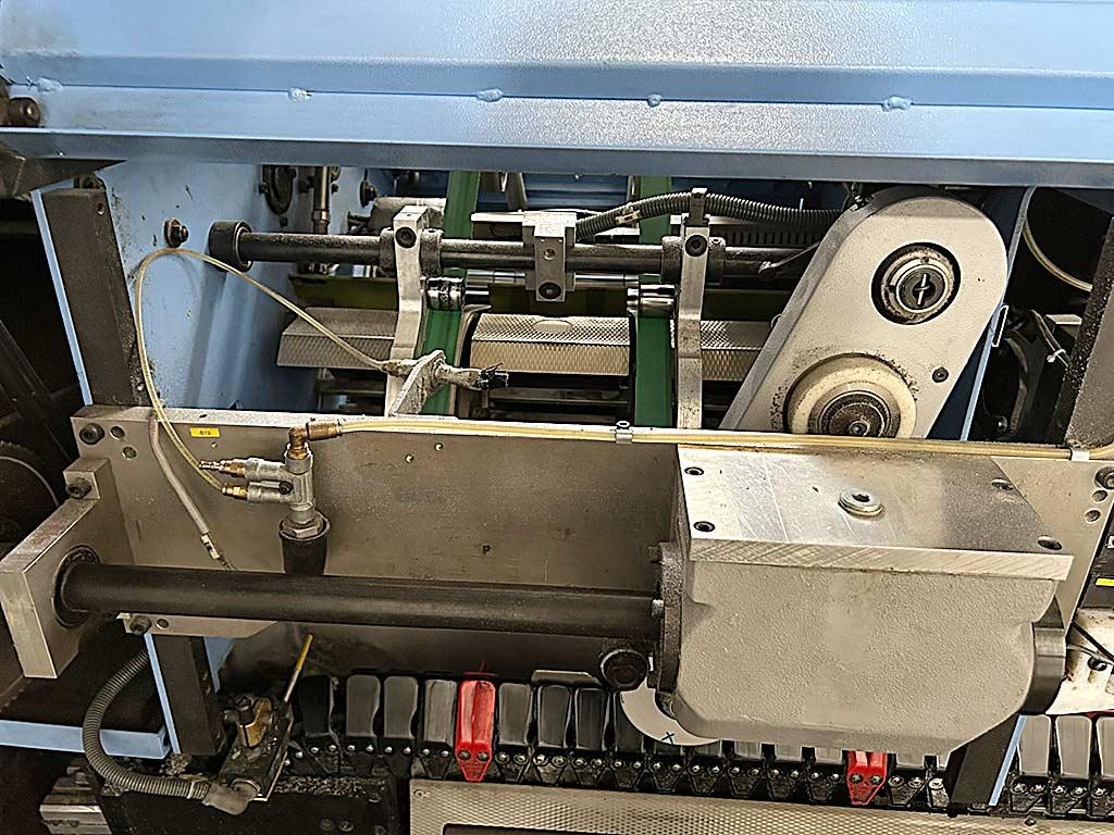 Saddle Stitcher Müller Martini SaHe MM-Tempo E220 - Thumbnail 8