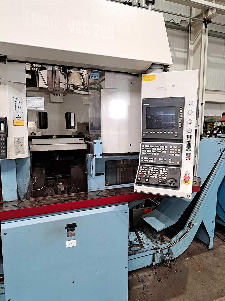 CNC Vertical Machining Center Emag VSC 200 - Thumbnail 4