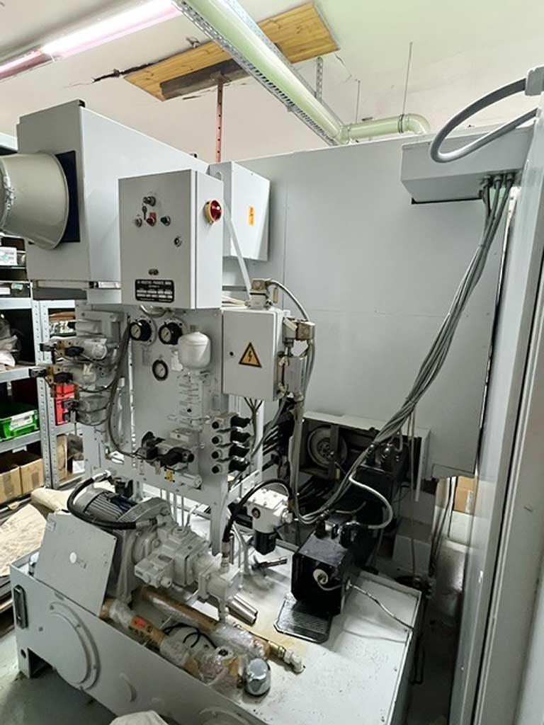 CNC Gear Hobbing Machine Pfauter PE 150 - Thumbnail 3