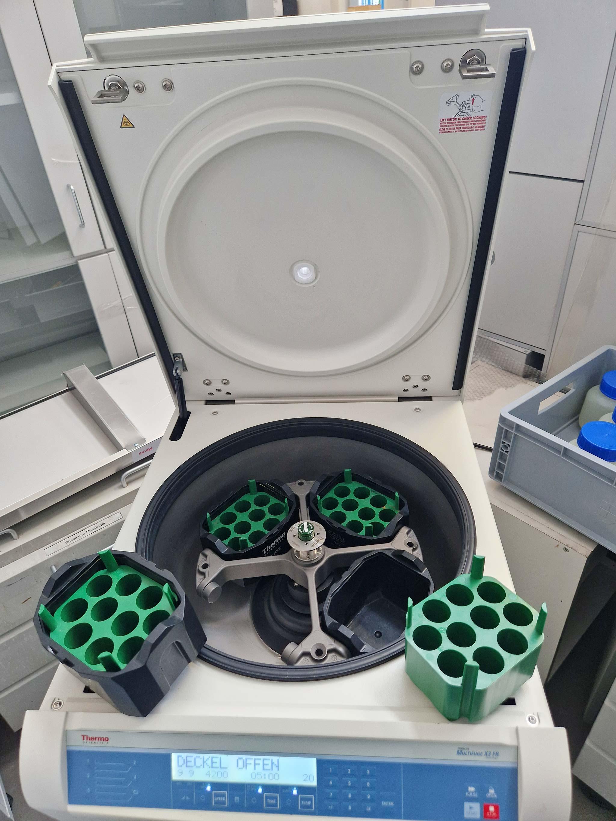 Centrifuge Thermofischer Scientific Multifuge X3 FR - Thumbnail 3