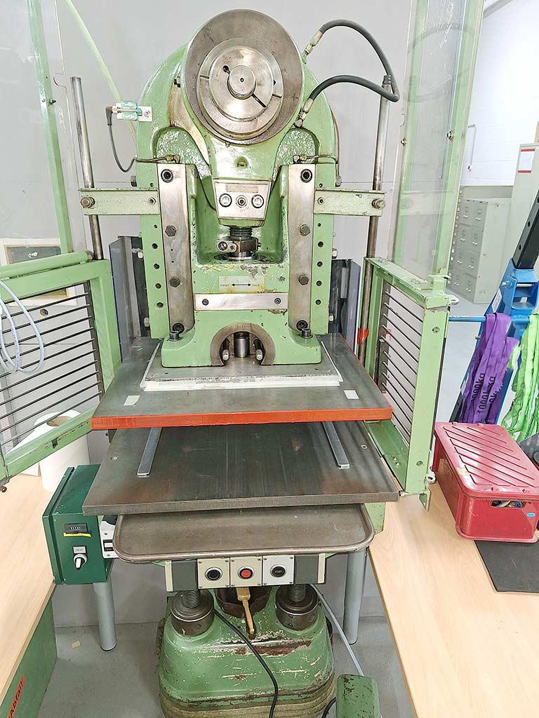 Eccentric Press Hensel SK 50 - Image 1