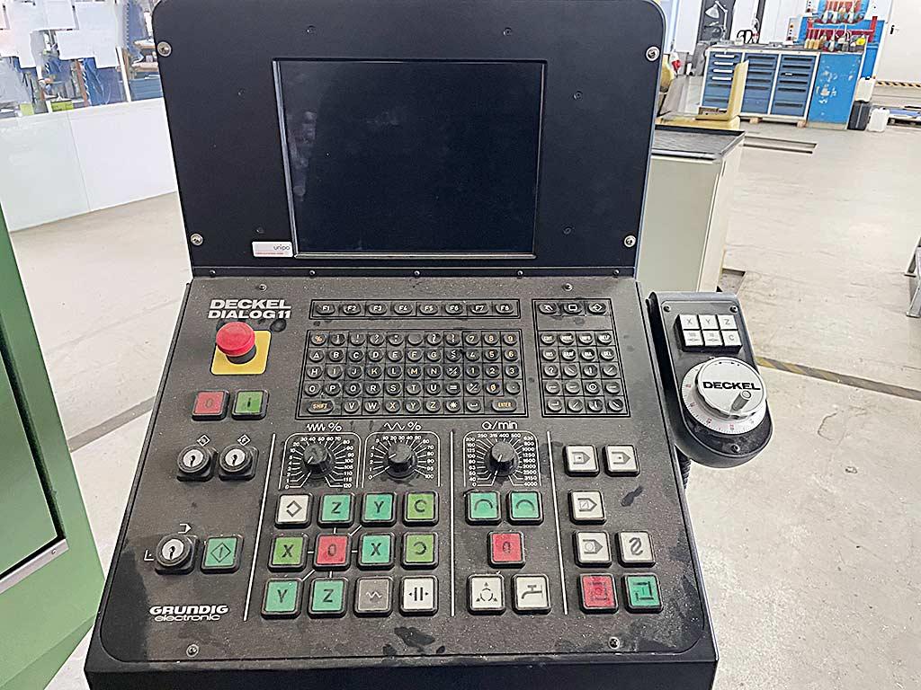 CNC Tool Milling Machine Deckel Maho FP 2 A - Thumbnail 3