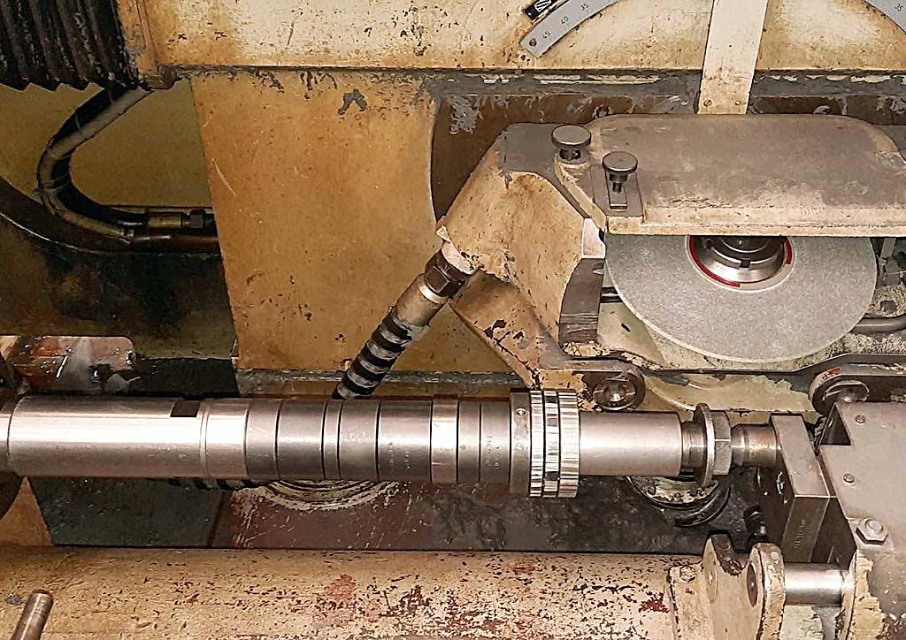 Hob grinder Klingelnberg AGW 301 - Thumbnail 2