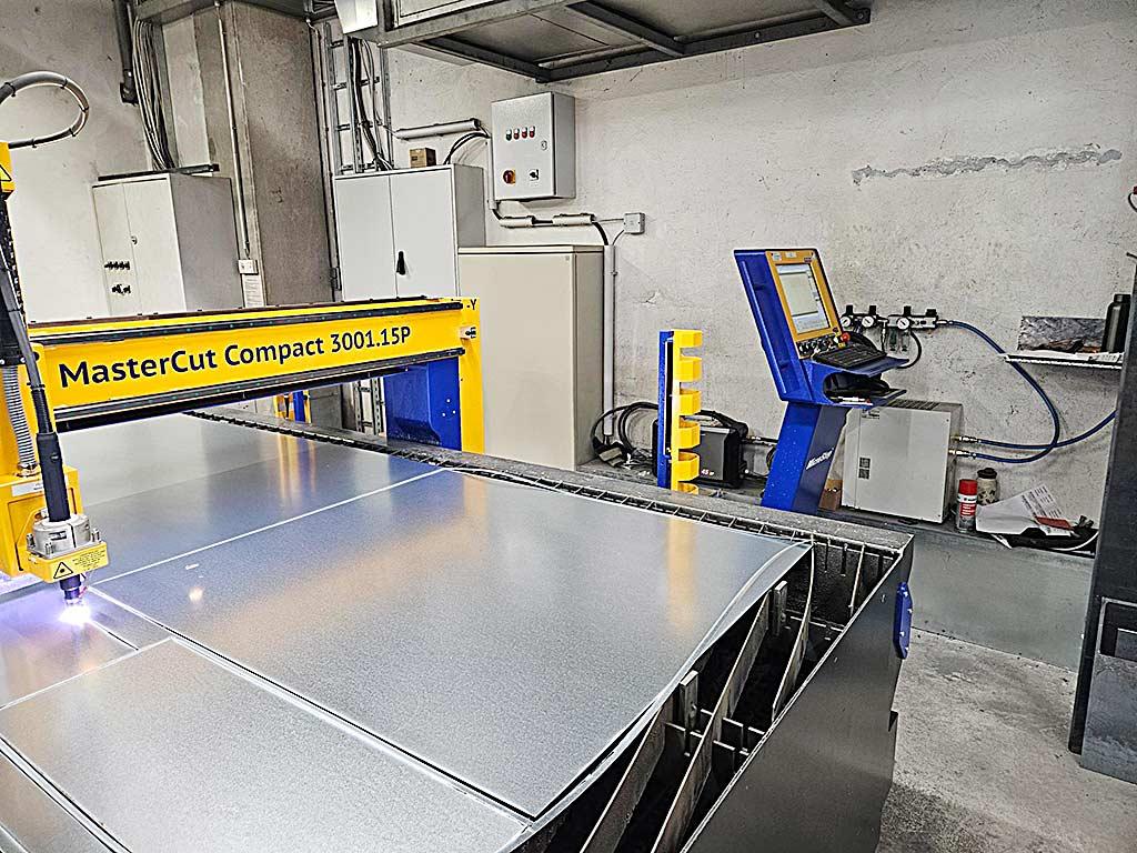 CNC Plasma Cutter Microstep MasterCut Compact 3000x1500 - Thumbnail 3