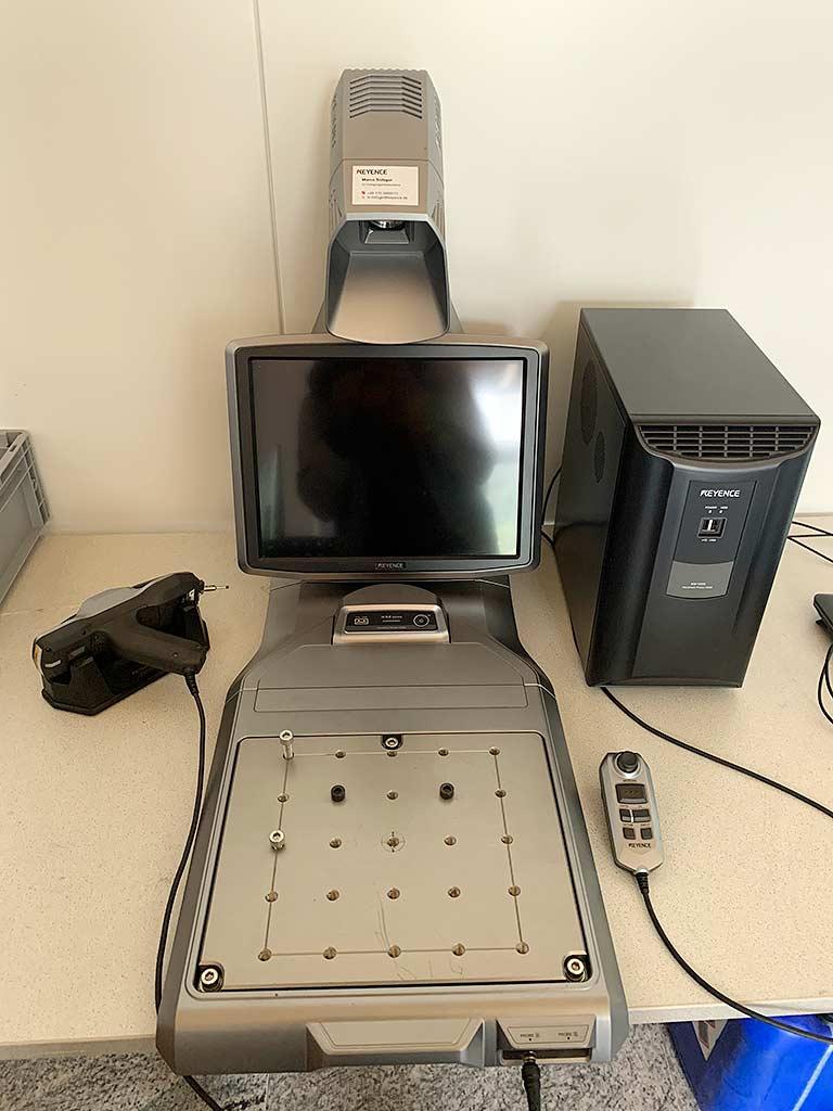 CNC Coordinate Measuring Machine Keyence XM-1000 - Image 1