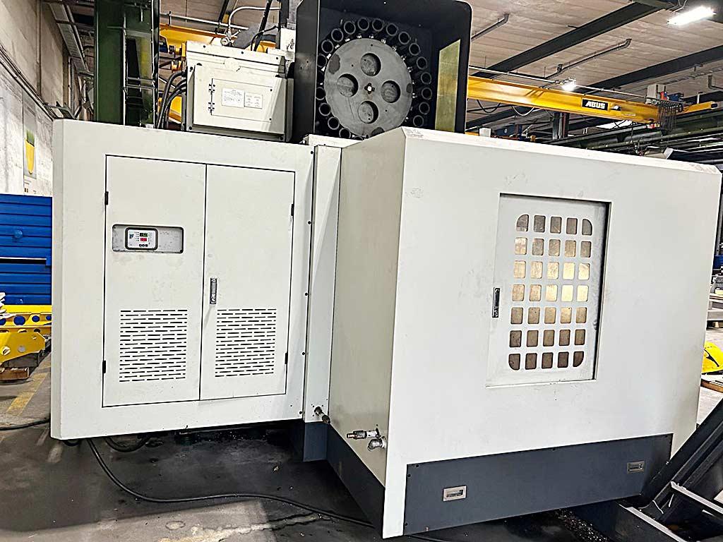 CNC Vertical Machining Center Dah Lih MVC-1350 - Thumbnail 3