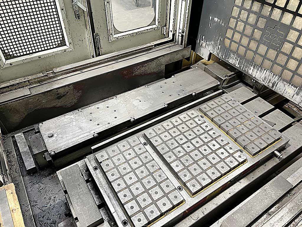 CNC Vertical Machining Center Dah Lih MVC-1350 - Thumbnail 5