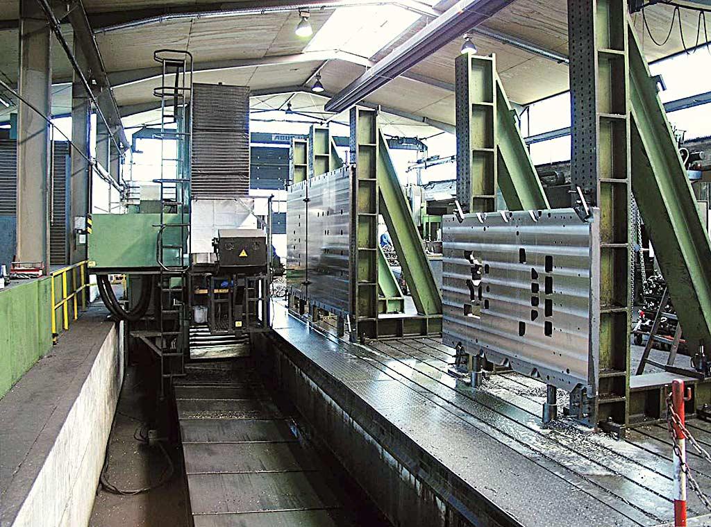 CNC Travelling Column Bed Milling Machine Zayer KC10000 - Image 1