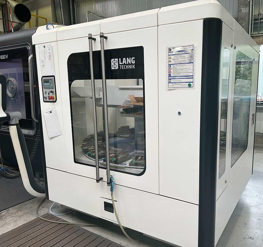 CNC Vertical Machining Center Dmg Mori DMC 650 V - Thumbnail 2