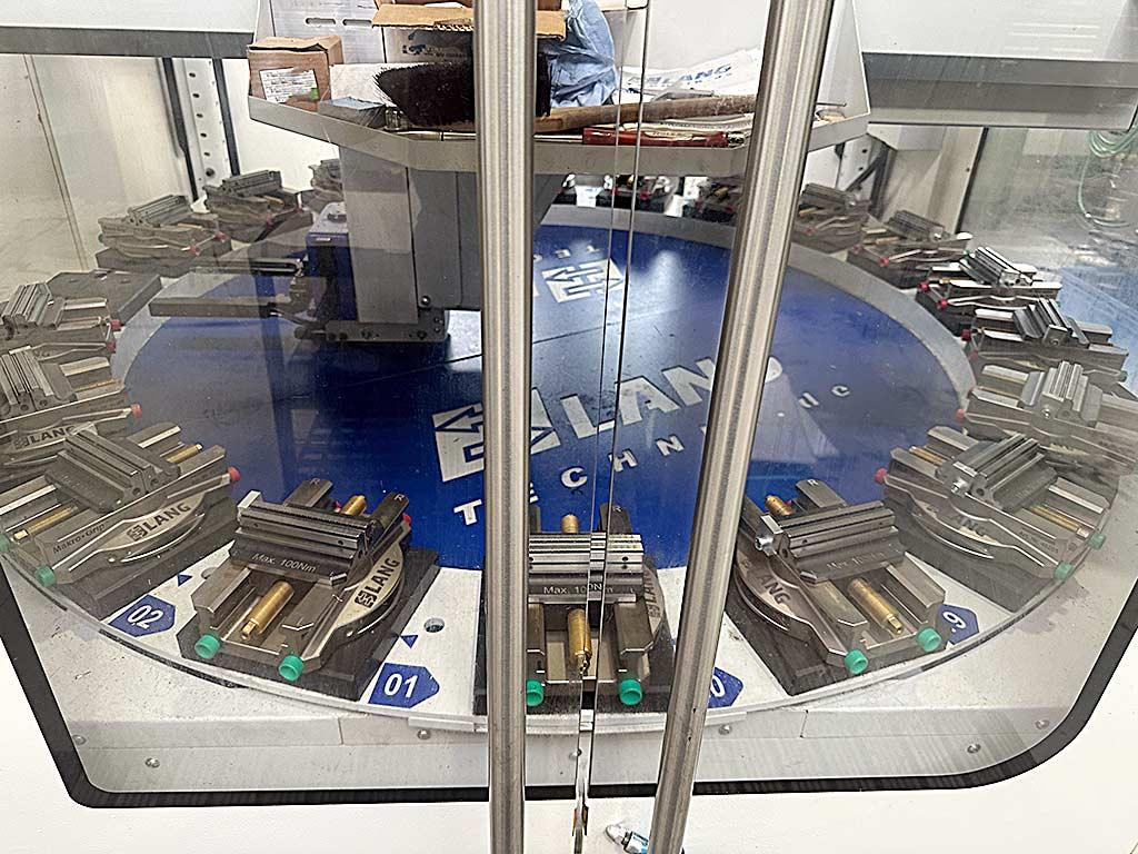 CNC Vertical Machining Center Dmg Mori DMC 650 V - Thumbnail 3