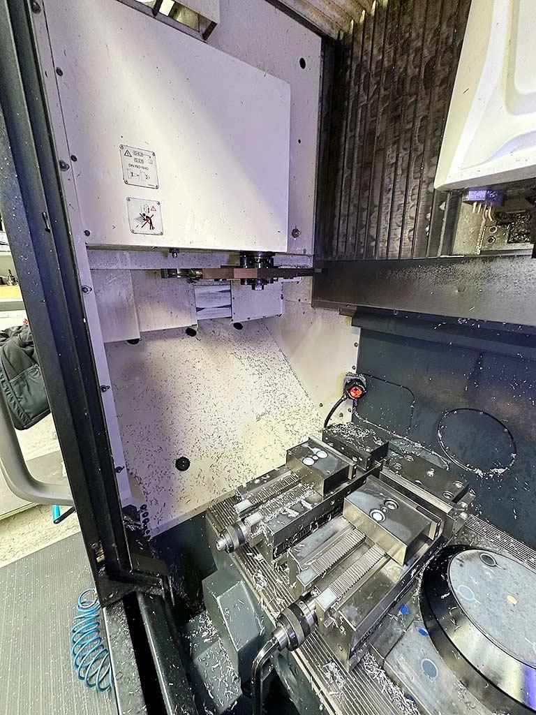 CNC Vertical Machining Center Dmg Mori DMC 650 V - Thumbnail 5