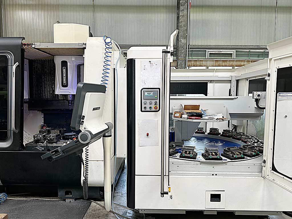 CNC Vertical Machining Center Dmg Mori DMC 650 V - Thumbnail 6