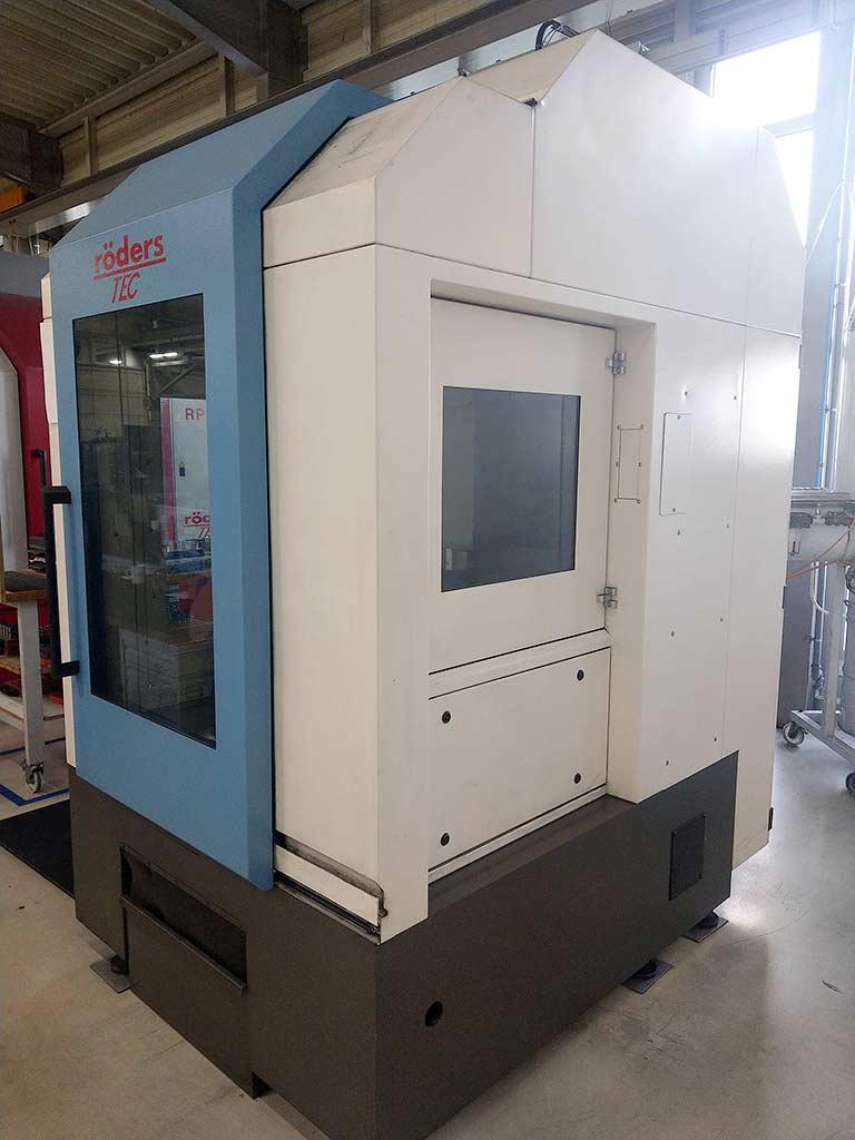 CNC Vertical Machining Center Röders RFM 600 - Thumbnail 2