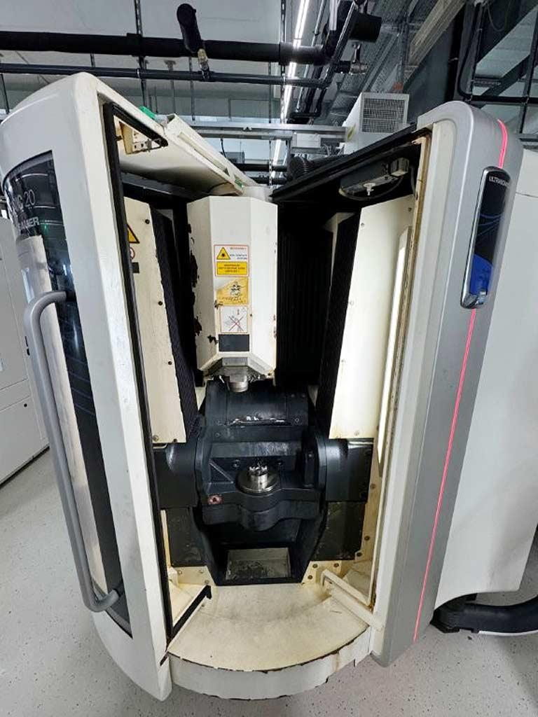 CNC 5-Axis Machining Centre Dmg Sauer Ultrasonic 20 - Thumbnail 4