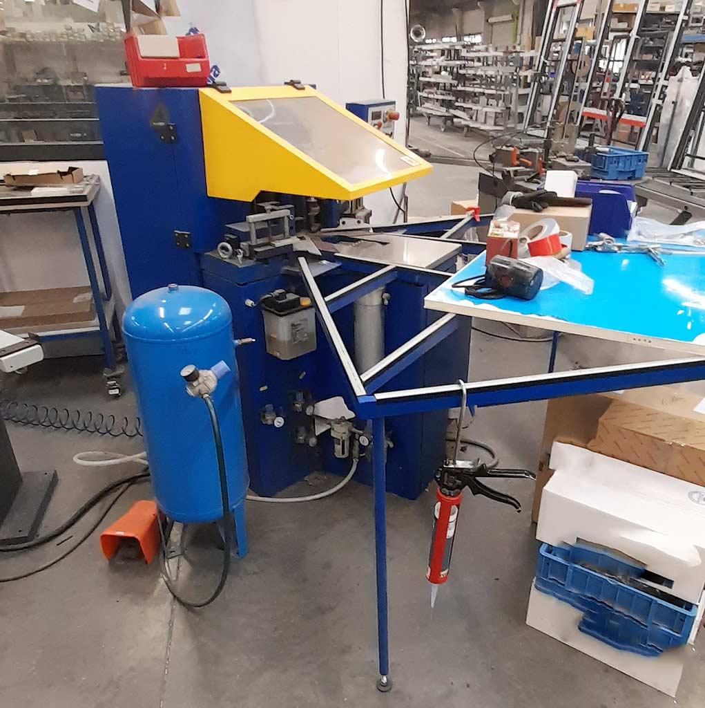Corner Jointing Machine Schüco CC 120 A - Thumbnail 2