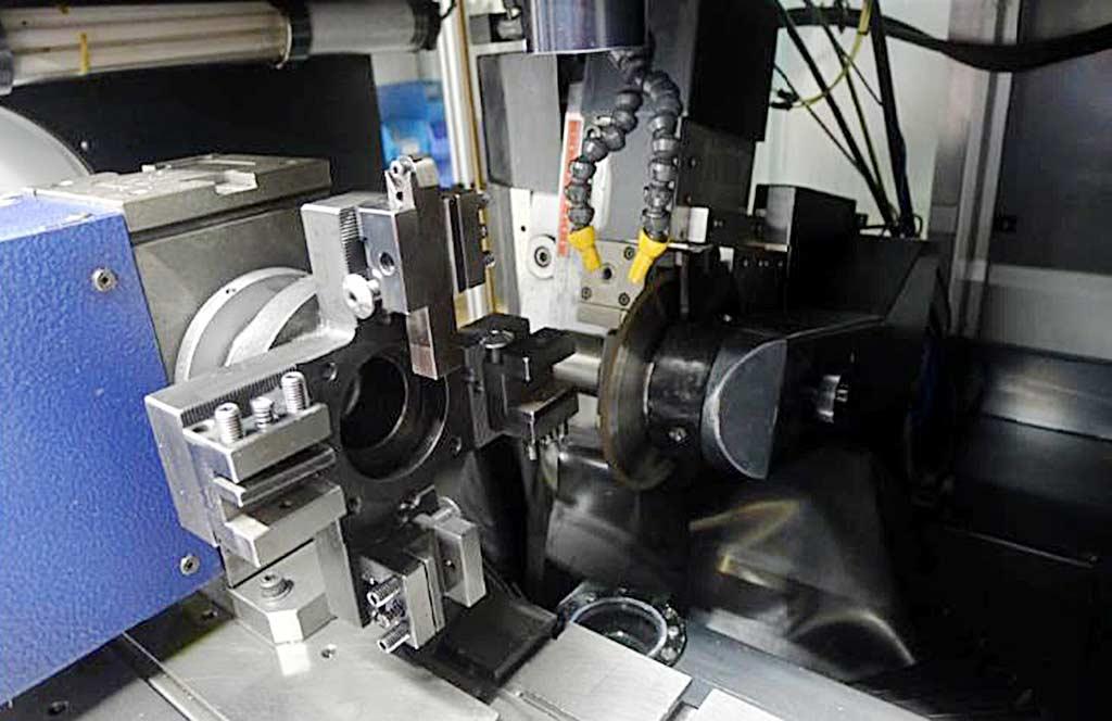 CNC Grinding Machine Doebeli FSM 150 S - Thumbnail 3