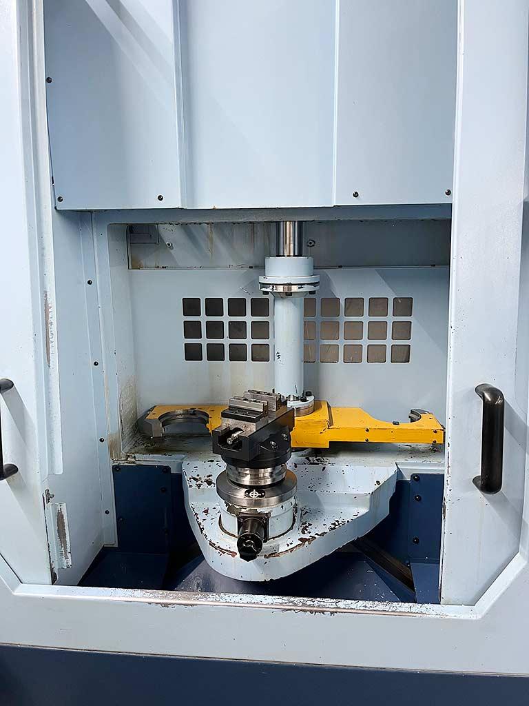 CNC Vertical Machining Center Matsuura MAM72-25V - Thumbnail 3