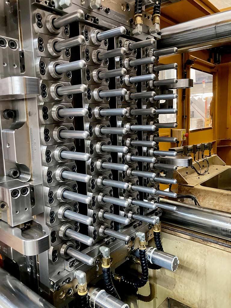 Injection Moulding Machine Husky H-PET230 AE RS95 - Thumbnail 7